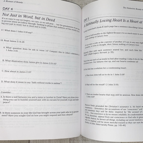 A Woman of Beauty book by Dee Bresten Series - Picture 6 of 12